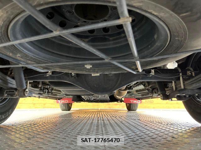 Toyota HIACE VAN 2021-03 8685650-18