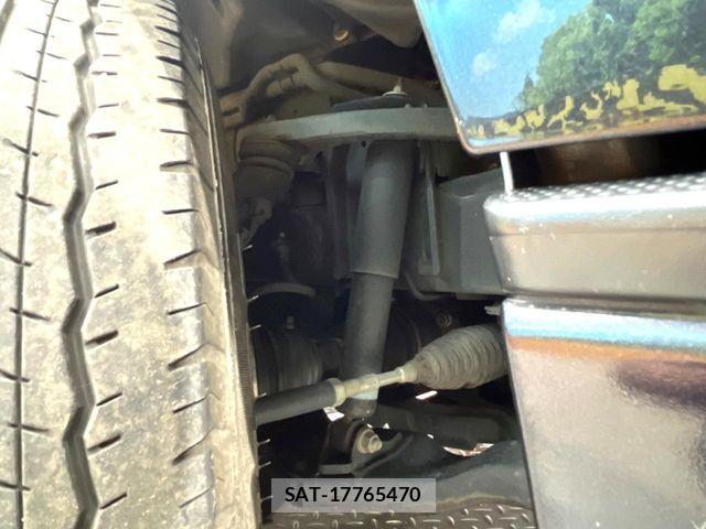Toyota HIACE VAN 2021-03 8685650-19