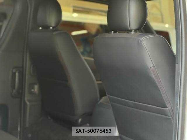 Toyota HIACE VAN 2022-11 8742552-10