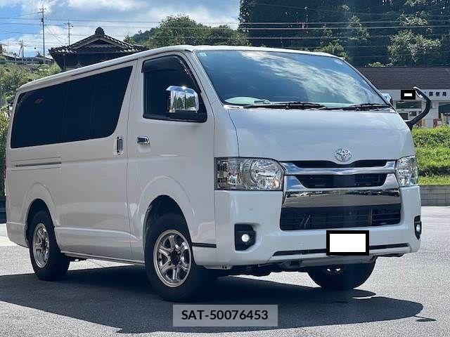 Toyota HIACE VAN 2022-11 8742552-1