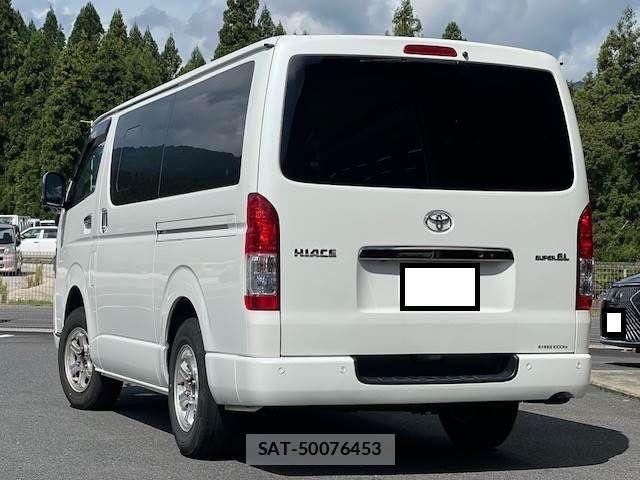 Toyota HIACE VAN 2022-11 8742552-2