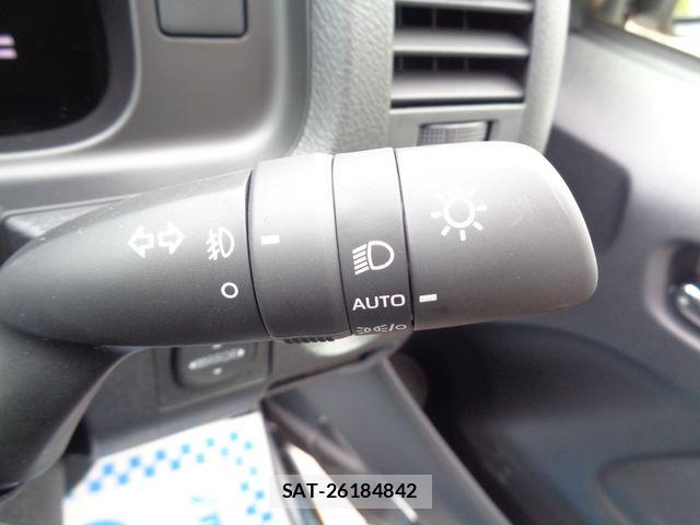 Toyota HIACE VAN 2026-08 8742524-23