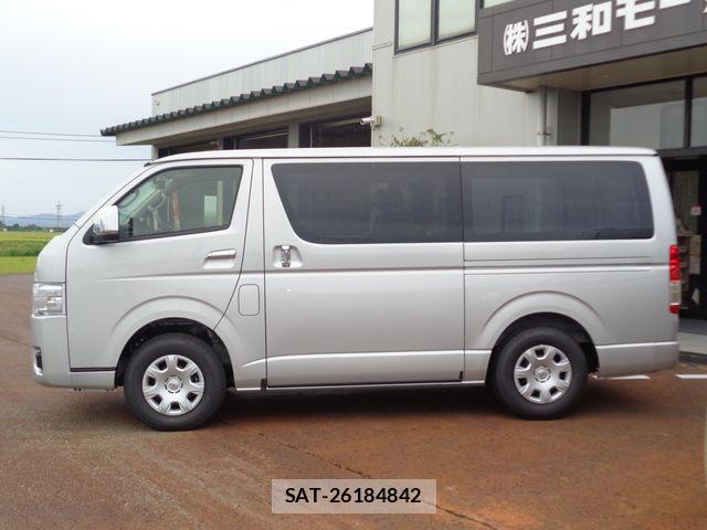 Toyota HIACE VAN 2026-08 8742524-3