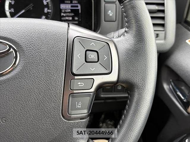 Toyota HIACE VAN 2026-01 8742533-25