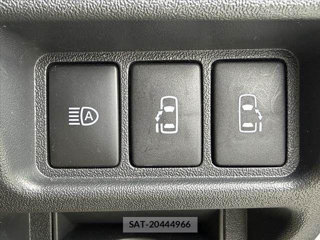 Toyota HIACE VAN 2026-01 8742533-5