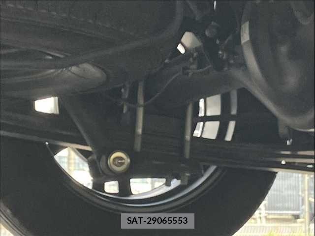 Toyota HIACE VAN 2024-06 8742540-22