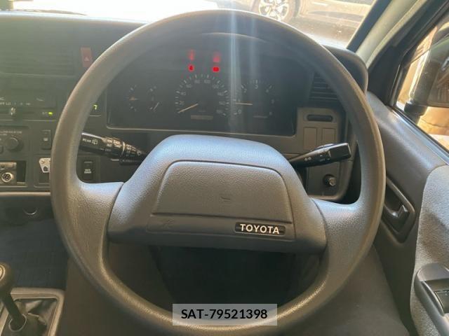 Toyota HIACE VAN 1996-12 8742568-7