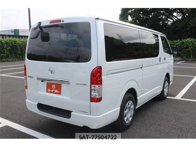 Toyota HIACE VAN 2022-10 8742554-12