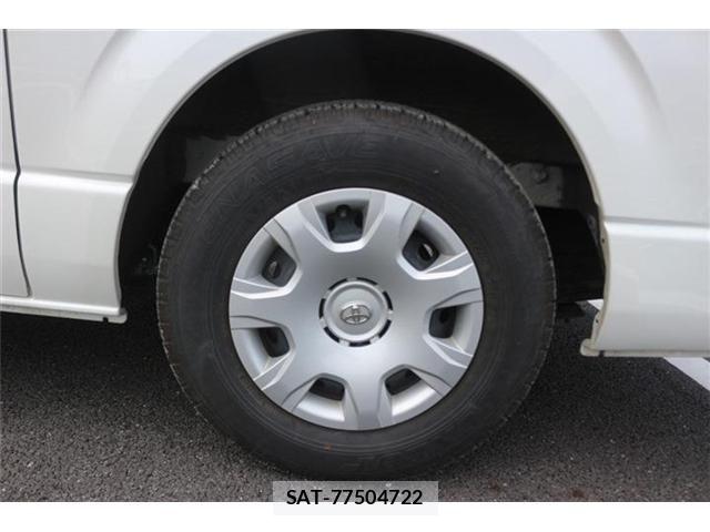 Toyota HIACE VAN 2022-10 8742554-16