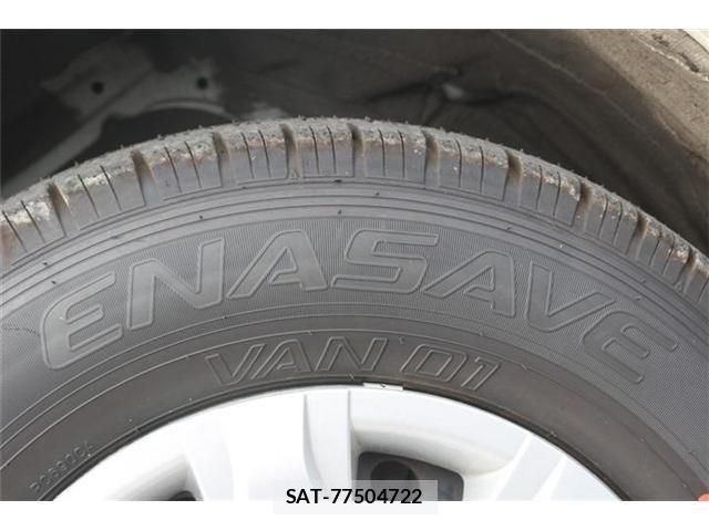 Toyota HIACE VAN 2022-10 8742554-18