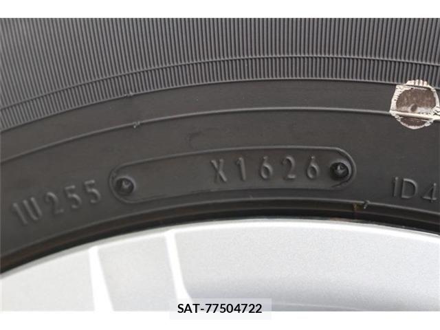 Toyota HIACE VAN 2022-10 8742554-19