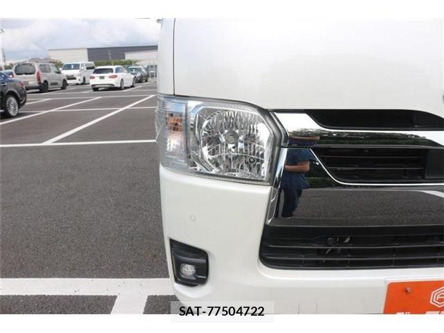 Toyota HIACE VAN 2022-10 8742554-24
