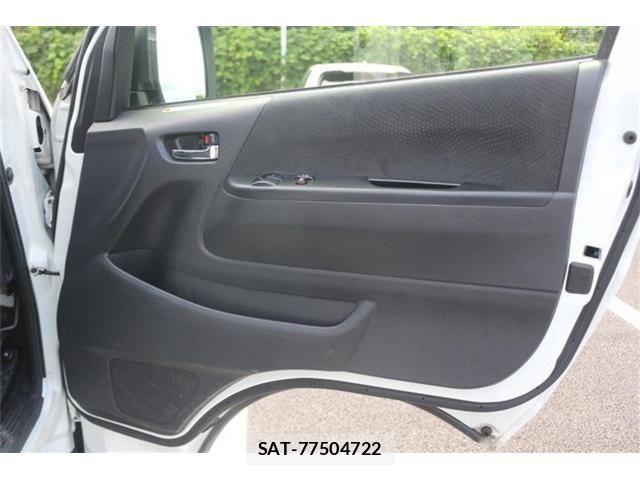 Toyota HIACE VAN 2022-10 8742554-27