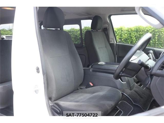 Toyota HIACE VAN 2022-10 8742554-29