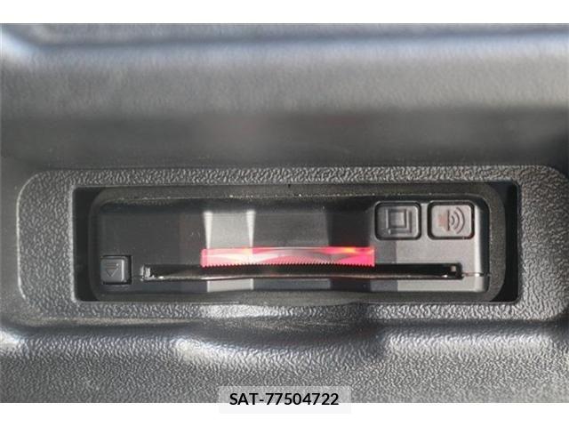 Toyota HIACE VAN 2022-10 8742554-3