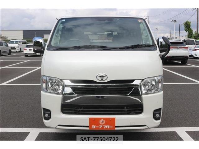 Toyota HIACE VAN 2022-10 8742554-7