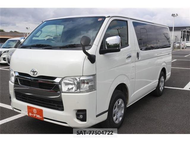 Toyota HIACE VAN 2022-10 8742554-8