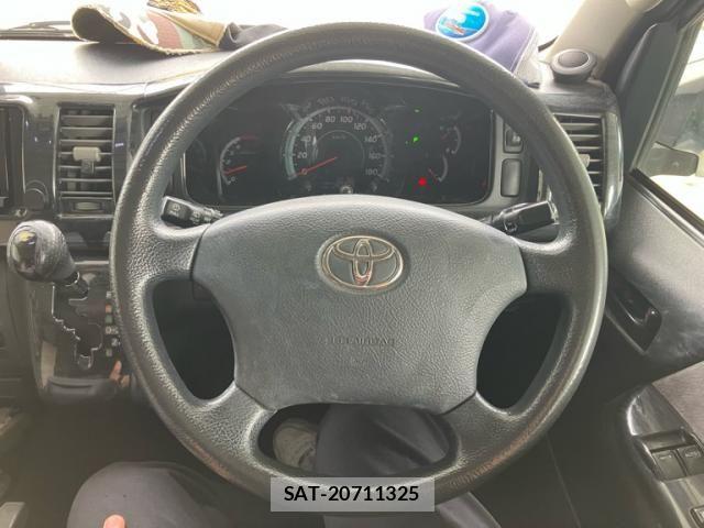 Toyota HIACE VAN 2007-07 8742573-16