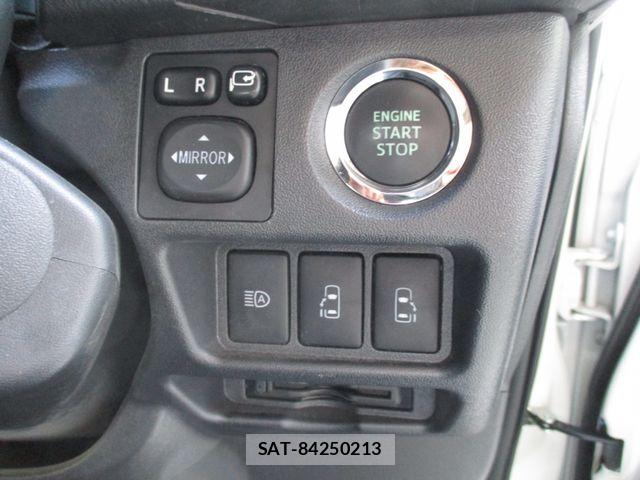 Toyota HIACE VAN 2024-06 8742542-20
