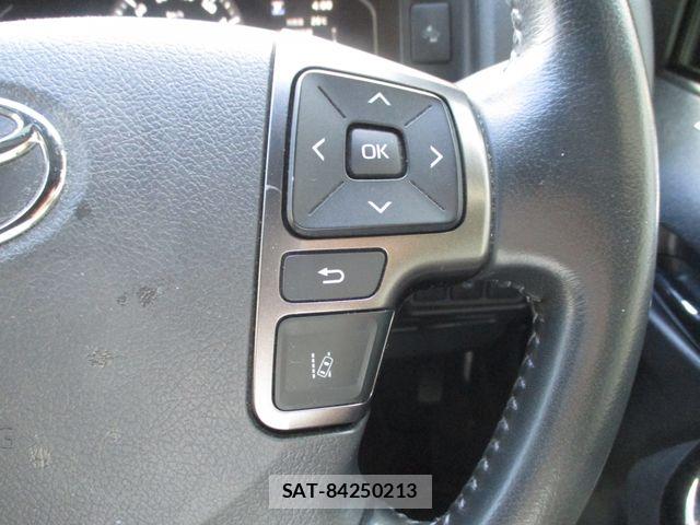 Toyota HIACE VAN 2024-06 8742542-22
