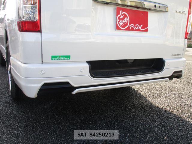 Toyota HIACE VAN 2024-06 8742542-6