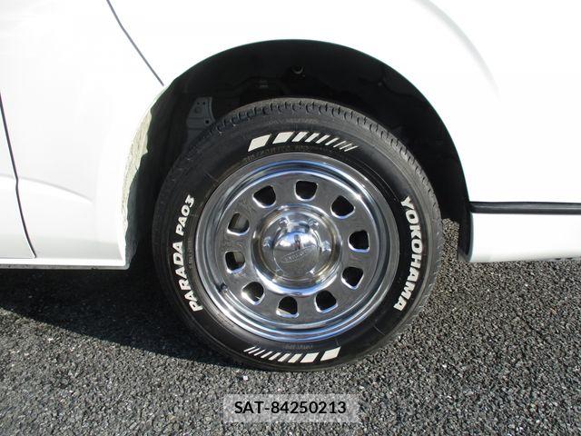 Toyota HIACE VAN 2024-06 8742542-8
