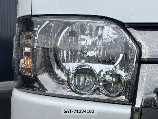 Toyota HIACE VAN 2021-08 8742556-28
