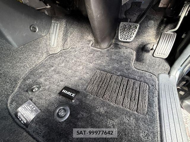 Toyota HIACE VAN 2013-03 8742565-13