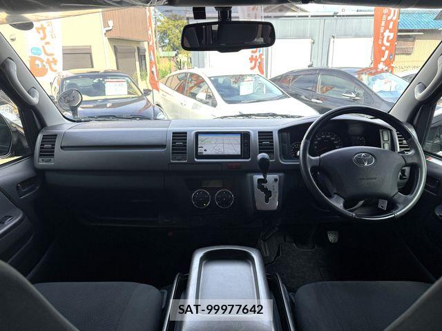 Toyota HIACE VAN 2013-03 8742565-1