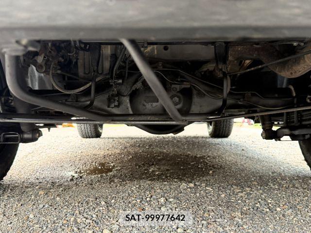 Toyota HIACE VAN 2013-03 8742565-24