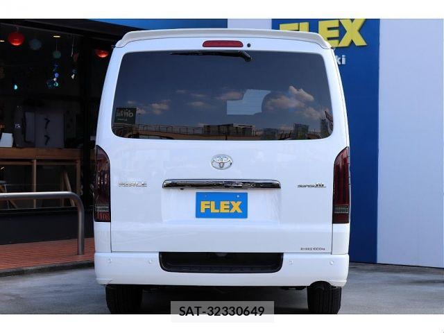 Toyota HIACE VAN 2024-01 8742525-9