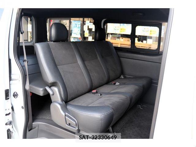 Toyota HIACE VAN 2024-01 8742525-14