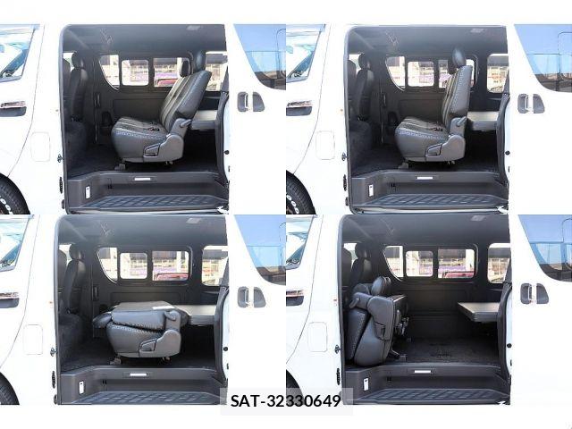 Toyota HIACE VAN 2024-01 8742525-15