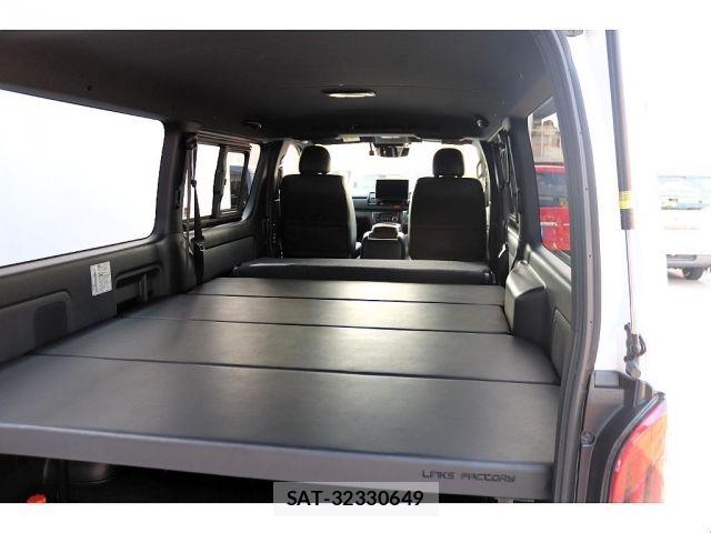 Toyota HIACE VAN 2024-01 8742525-16