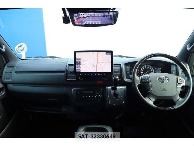 Toyota HIACE VAN 2024-01 8742525-1