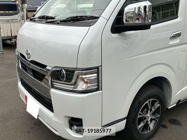 Toyota HIACE VAN 2026-07 8780473-23