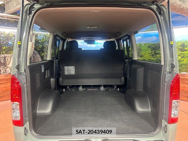 Toyota HIACE VAN 2026-04 8780474-10