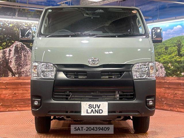 Toyota HIACE VAN 2026-04 8780474-13