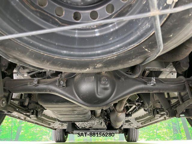 Toyota HIACE VAN 2023-01 8796129-18