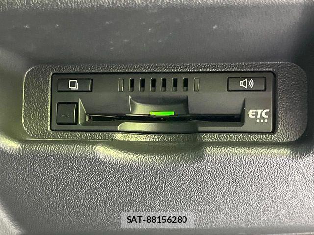 Toyota HIACE VAN 2023-01 8796129-4