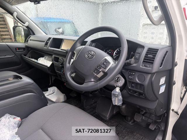 Toyota HIACE VAN 2025-04 8796125-1