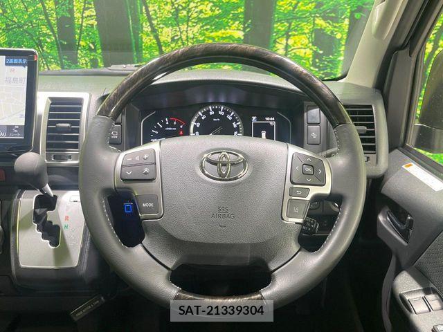 Toyota HIACE VAN 2025-03 8796128-10