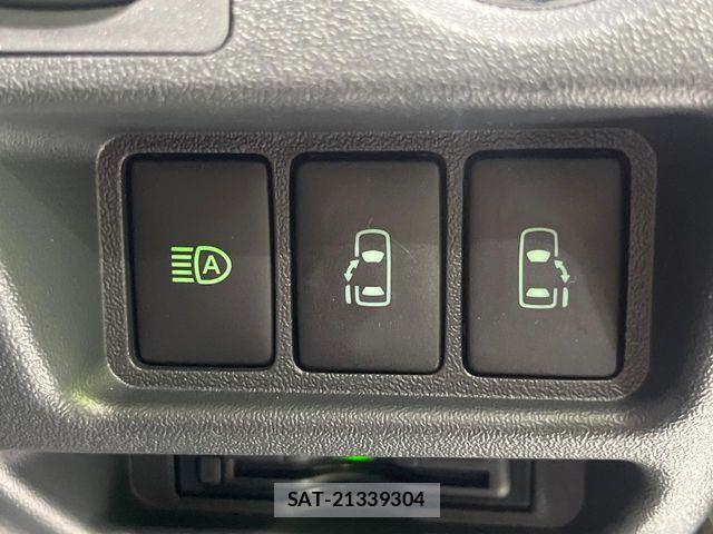 Toyota HIACE VAN 2025-03 8796128-6