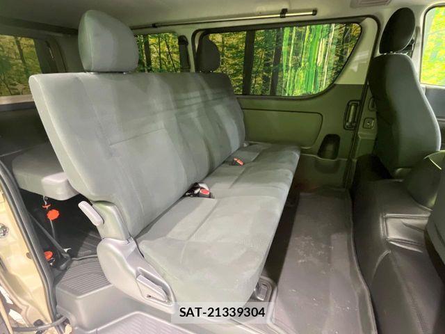 Toyota HIACE VAN 2025-03 8796128-8