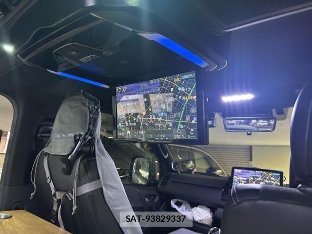 Toyota HIACE VAN 2022-01 8796131-13