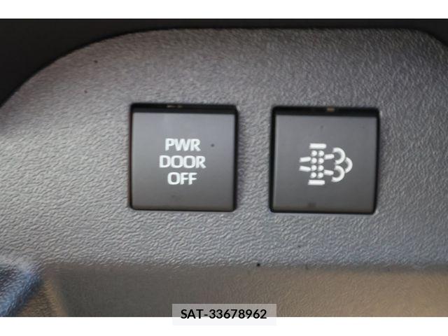 Toyota HIACE VAN 2026-09 8829304-22