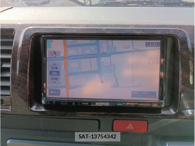 Toyota HIACE VAN 2019-03 8829316-17