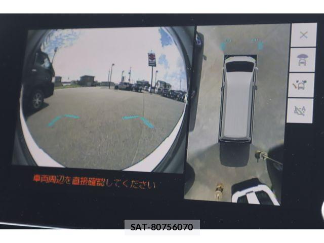 Toyota HIACE VAN 2026-09 8829305-21