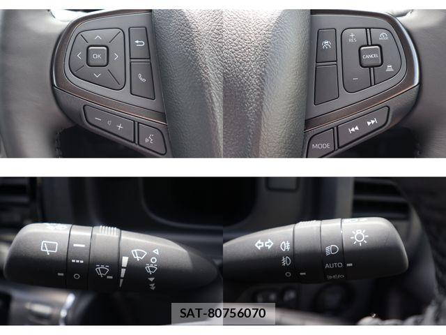 Toyota HIACE VAN 2026-09 8829305-24