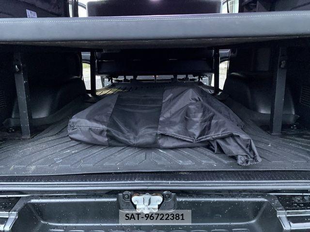 Toyota HIACE VAN 2022-07 8829312-11